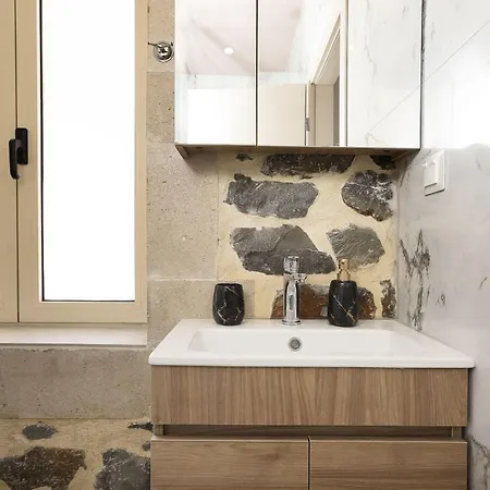 فيلة Pasiphae - With Private Pool Garazo